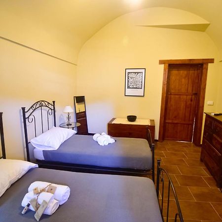 Villa Domum In Petra Casa Nella Roccia Self Check - In Modica Exterior foto