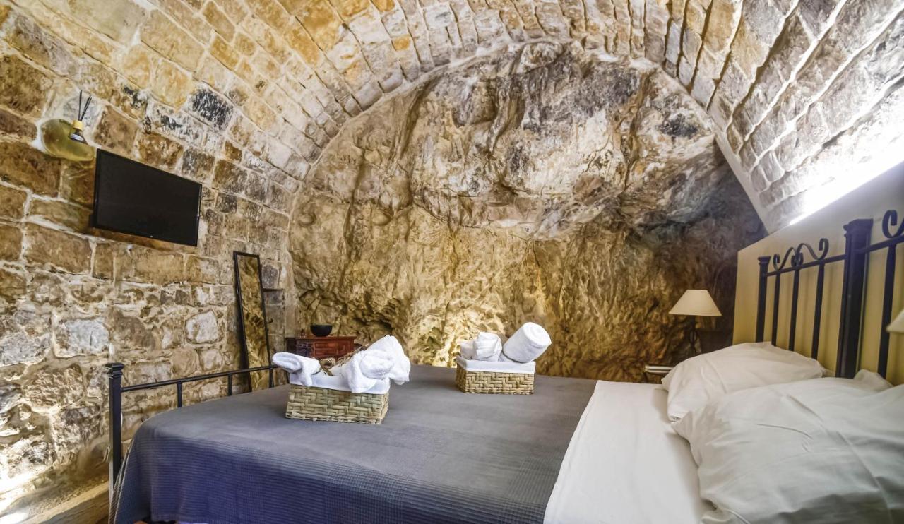 Villa Domum In Petra Casa Nella Roccia Self Check - In Modica Exterior foto