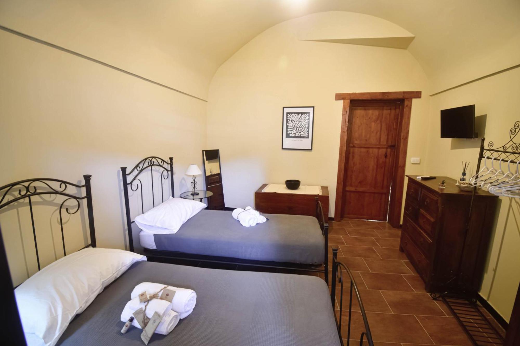 Villa Domum In Petra Casa Nella Roccia Self Check - In Modica Exterior foto