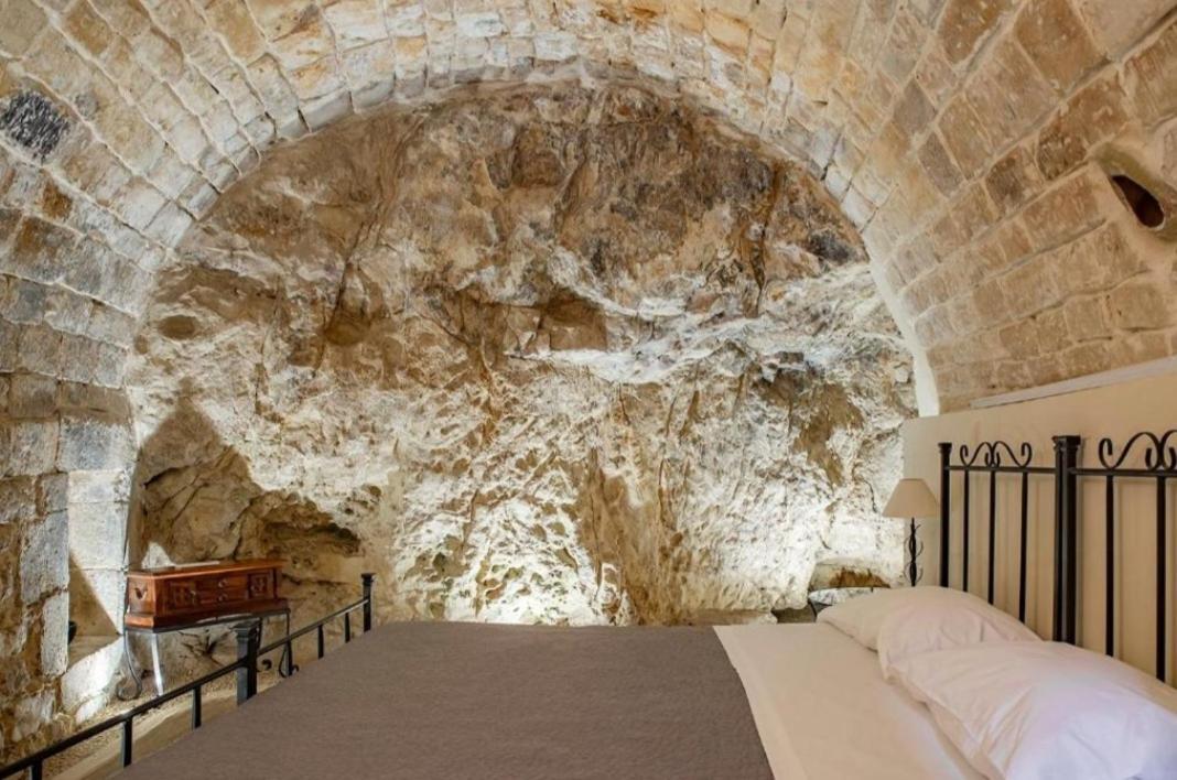 Villa Domum In Petra Casa Nella Roccia Self Check - In Modica Exterior foto